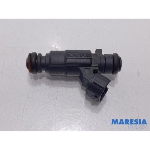 Peugeot - 208 - Injector (petrol injection)