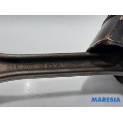 Peugeot - 208 - Connecting rod