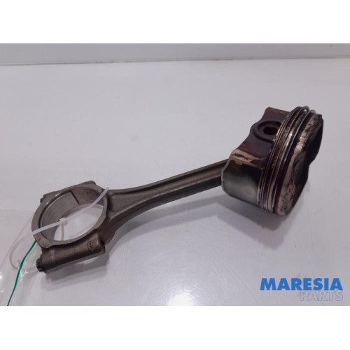 Peugeot - 208 - Connecting rod