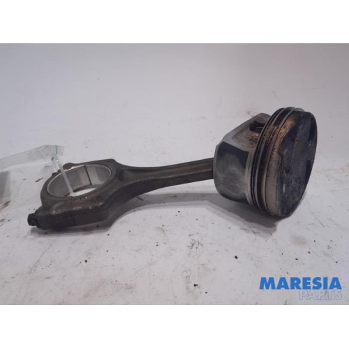 Peugeot - 208 - Connecting rod