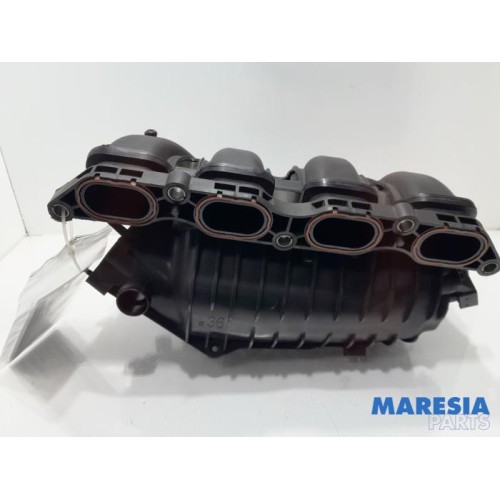 Peugeot - 208 - Intake manifold