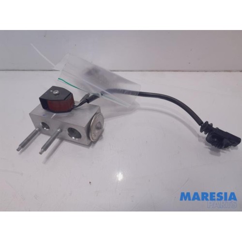 Opel - Corsa - Ausgleichventil Airco