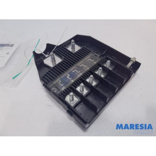 Opel - Corsa - Overvoltagesrelay