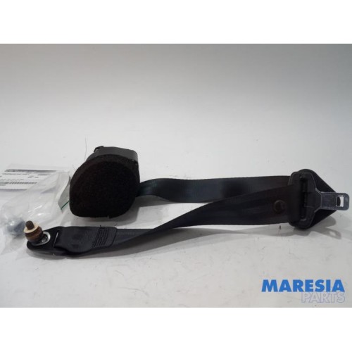Fiat - 500 - Sicherheitsgurt links hinten
