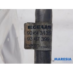 Renault - Trafic - Air conditioning line