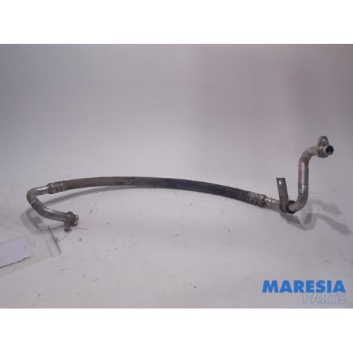 Renault - Trafic - Air conditioning line