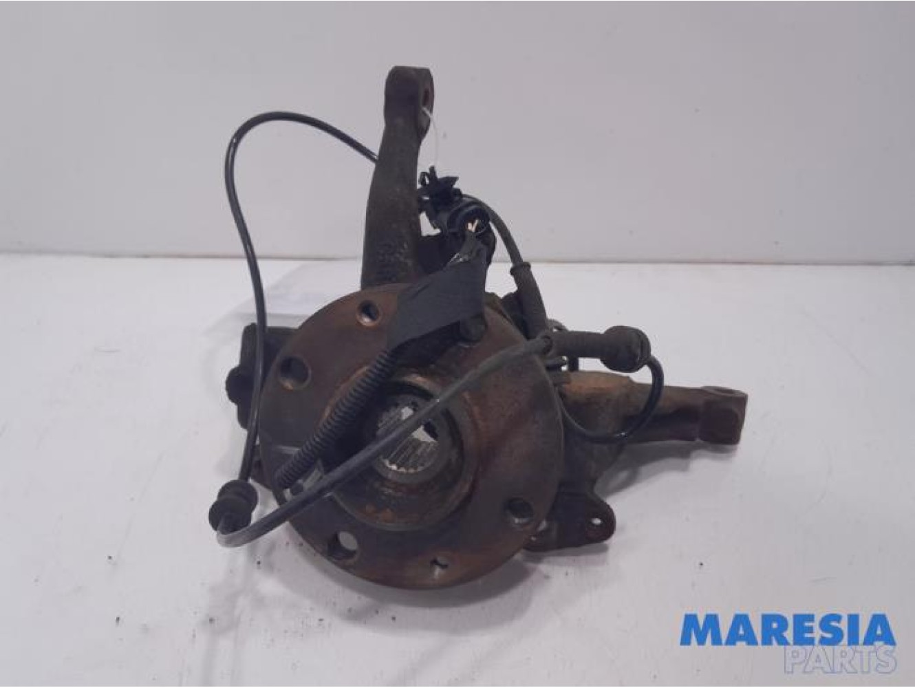 Fiat - 500 - Knuckle, front right