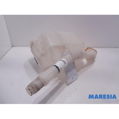 Renault - Grand Scenic - Front windscreen washer reservoir