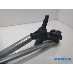 Peugeot - 2008 - Wiper mechanism