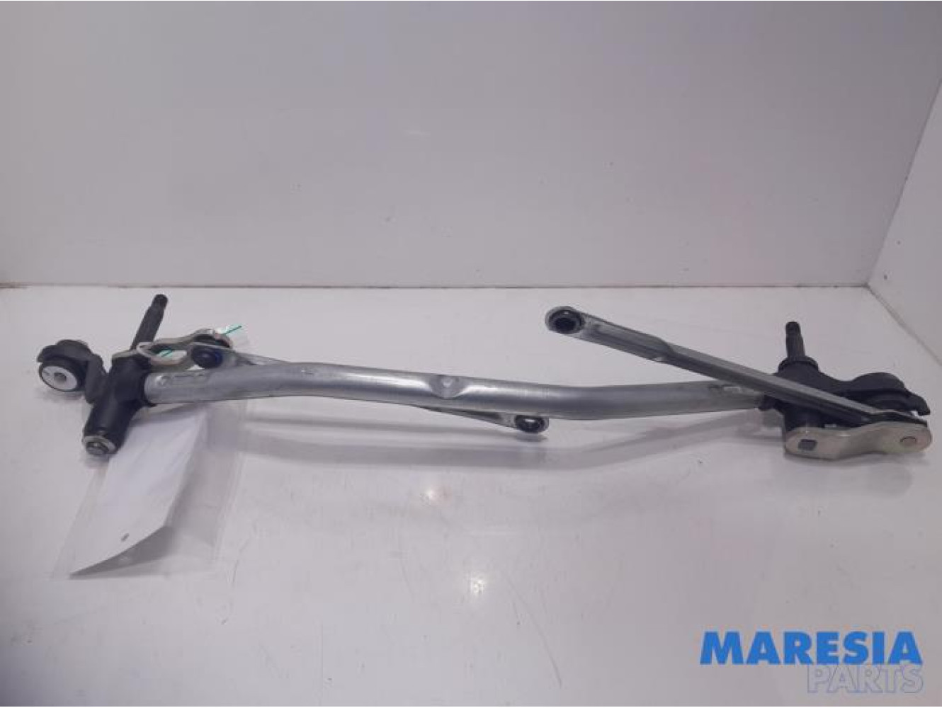 Peugeot - 2008 - Wiper mechanism