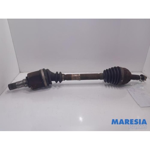 Renault - Grand Scenic - Antriebswelle links vorne