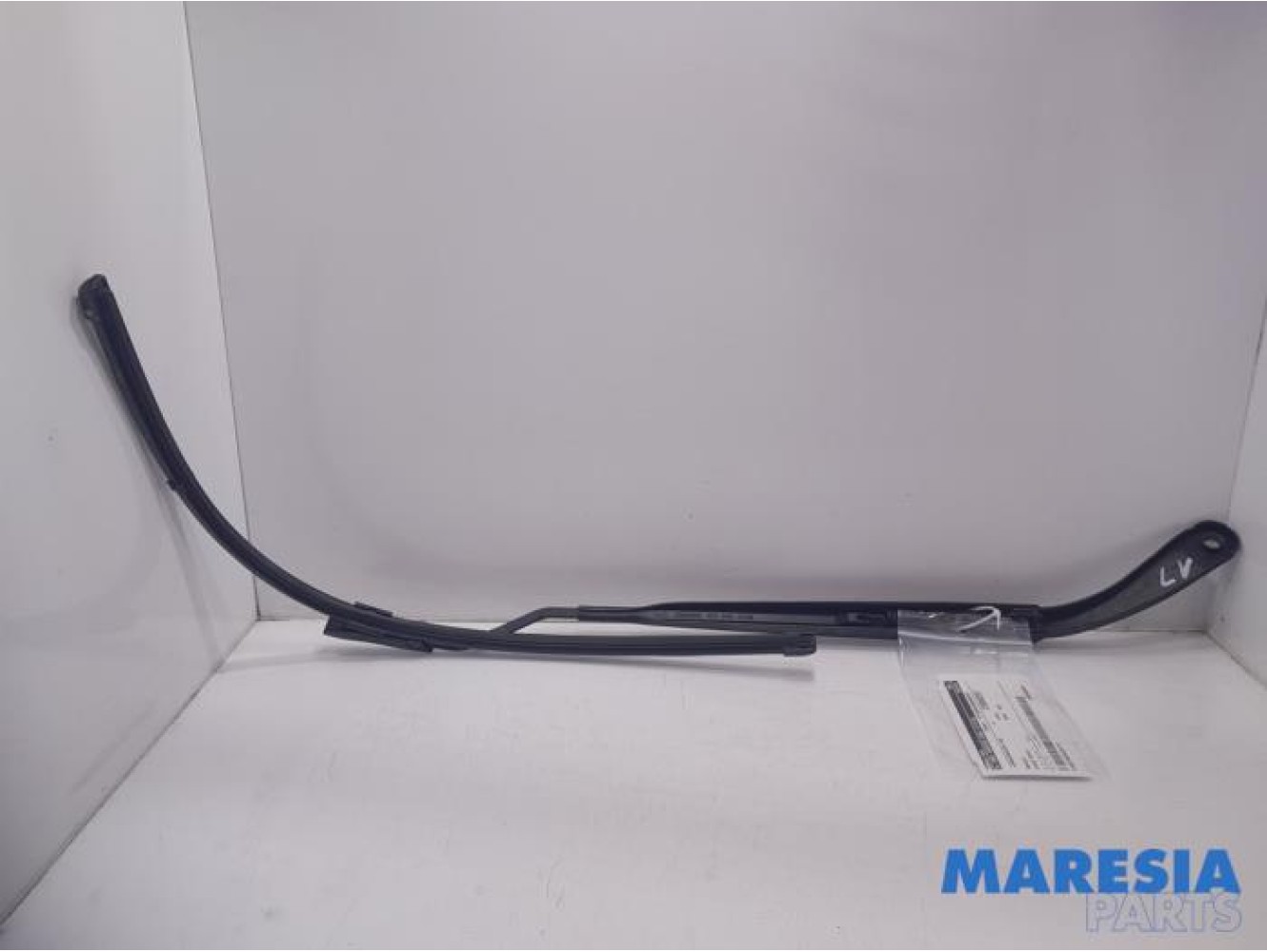 Renault - Grand Scenic - Front wiper arm