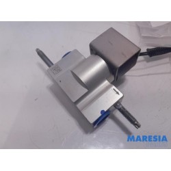 Peugeot - 2008 - AC expansion valve