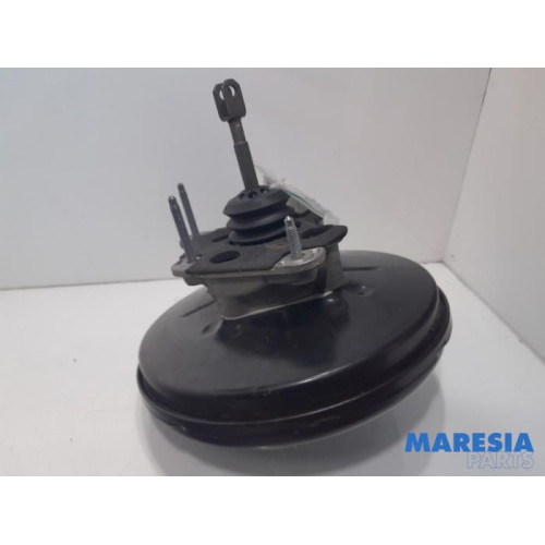 Renault - Captur - Brake servo
