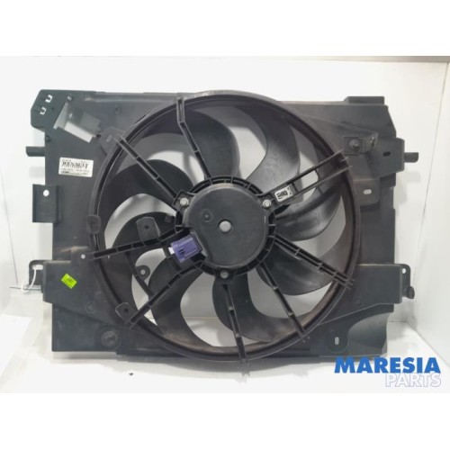 Renault - Captur - Fan motor