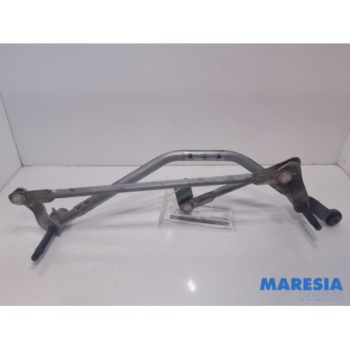 Renault - Captur - Wiper mechanism