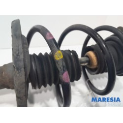 Renault - Captur - Front shock absorber rod, left