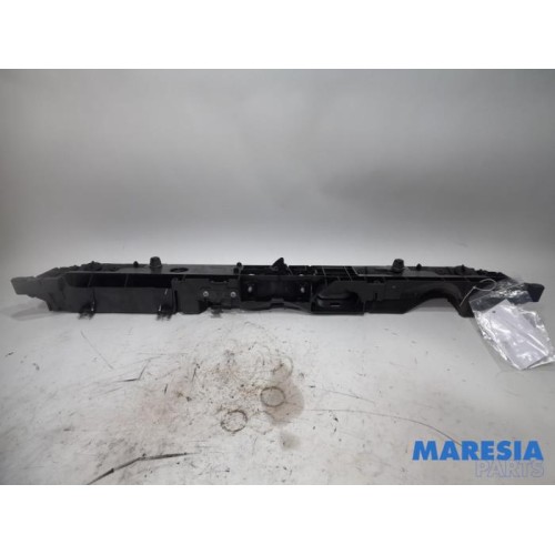 Renault - Captur - Lock plate