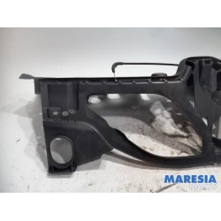 Renault - Captur - Front panel
