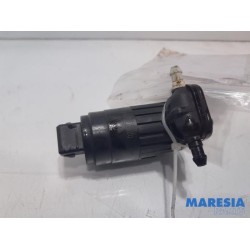 Alfa Romeo - 159 - Scheibensprüherpumpe vorne