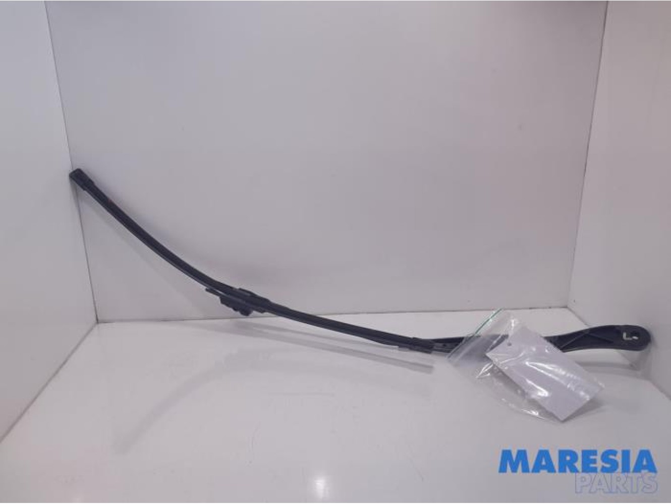 Alfa Romeo - 159 - Front wiper arm