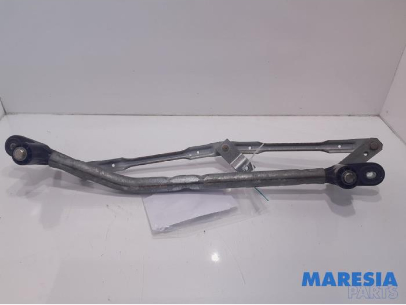 Alfa Romeo - 159 - Wiper mechanism