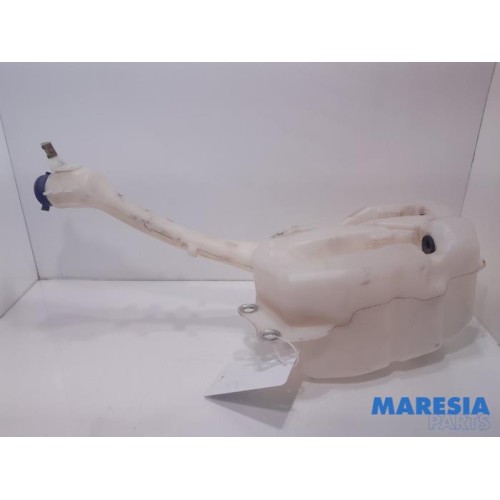 Alfa Romeo - 159 - Front windscreen washer reservoir