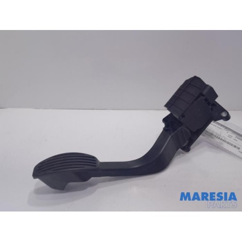 Fiat - 500 - Throttle pedal position sensor