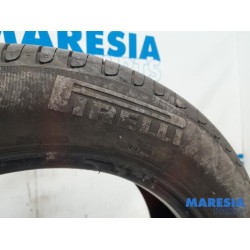 Peugeot - 206 - Pneu