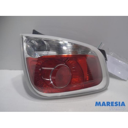Fiat - 500 - Taillight, right