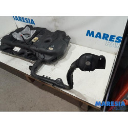 Peugeot - Expert - Tank