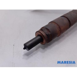 Opel - Vivaro - Injecteur (diesel)