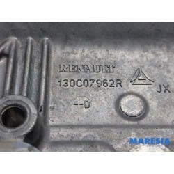 Opel - Vivaro - Camshaft