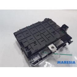 Peugeot - 206 - Fuse box