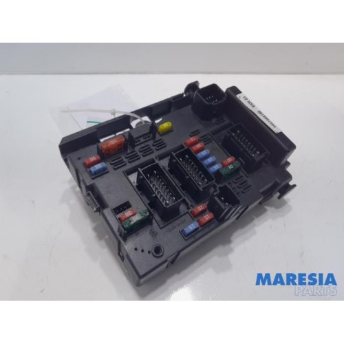 Peugeot - 206 - Fuse box