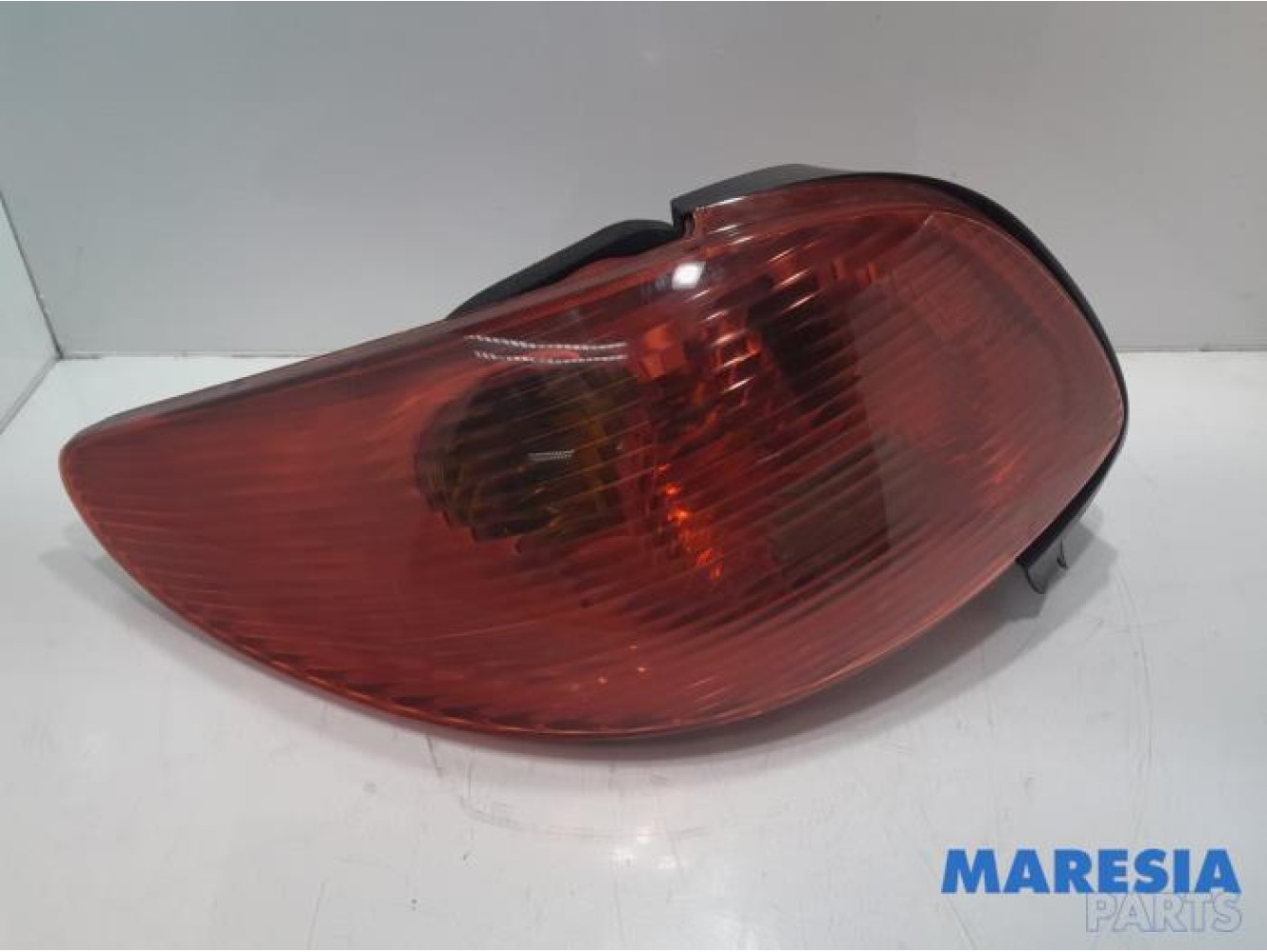 Peugeot - 206 - Achterlicht links
