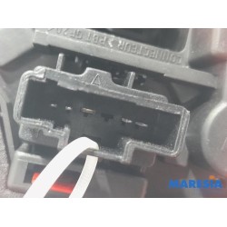 Peugeot - 206 - Achterlicht links