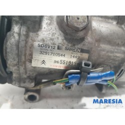 Peugeot - 206 - Air conditioning pump