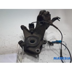 Peugeot - 206 - Fusee links-voor