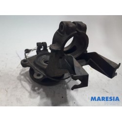 Peugeot - 206 - Fusee links-voor