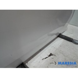 Peugeot - 208 - Front door 4-door, right