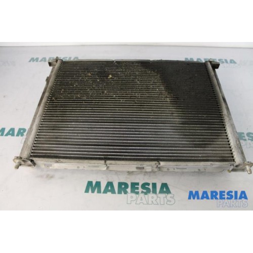 Renault - Clio - Radiator