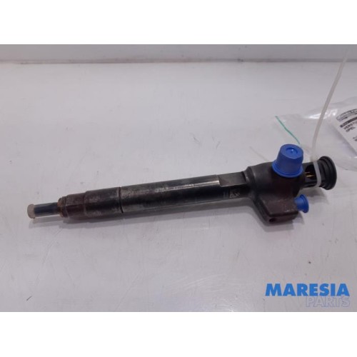 Opel - Vivaro - Injector (diesel)