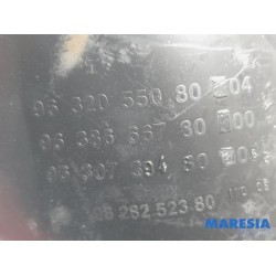 Peugeot - 206 - Passage de roue