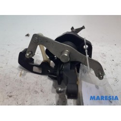 Renault - Clio - Gearbox mechanism
