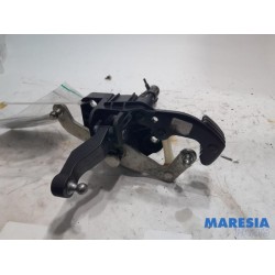 Renault - Clio - Gearbox mechanism