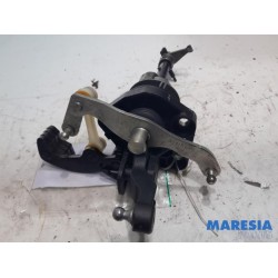 Renault - Clio - Gearbox mechanism