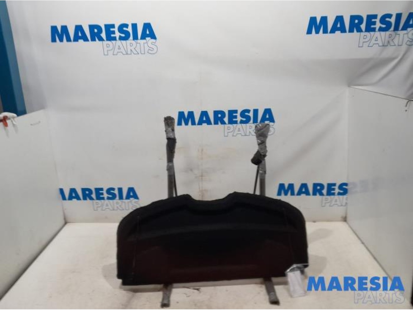 Peugeot - 208 - Parcel shelf
