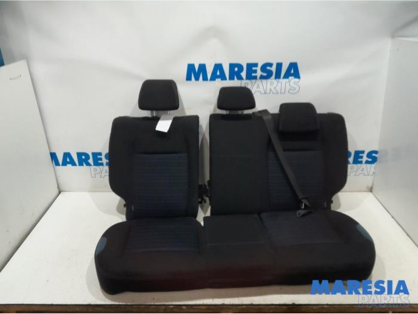 Peugeot - 208 - Rear bench seat