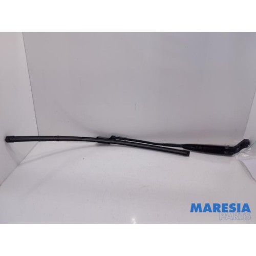 Fiat - 500 - Front wiper arm